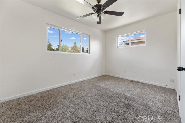 Detail Gallery Image 11 of 20 For 10237 Carolyn Ave, Hanford,  CA 93230 - 3 Beds | 2 Baths