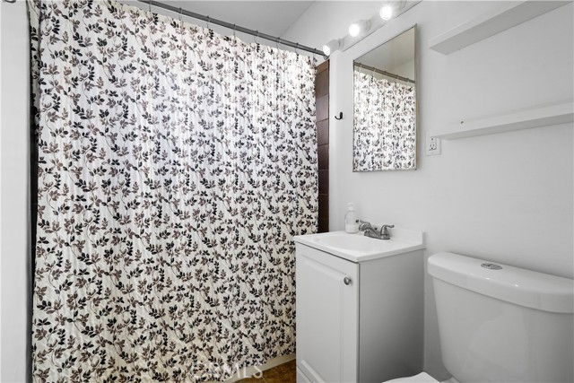 Detail Gallery Image 19 of 57 For 44043 Hoban Ave, Lancaster,  CA 93534 - 4 Beds | 1/1 Baths