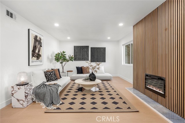 Image 3 of 33 For 2009 Las Lanas Lane