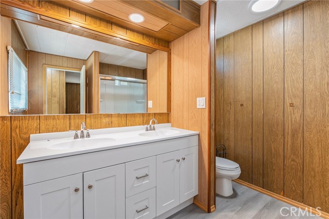 24414 University Ave., Loma Linda CA: https://media.crmls.org/medias/79c5b1a4-f45a-4c58-9b53-482f52b237ff.jpg