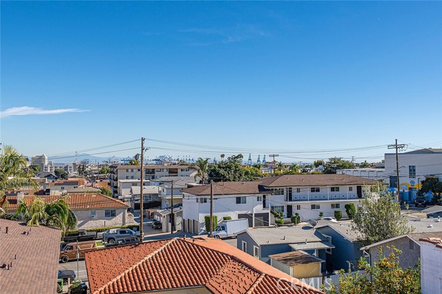 Detail Gallery Image 32 of 35 For 825 W 6th St #3,  San Pedro,  CA 90731 - 3 Beds | 2/1 Baths