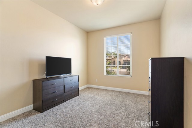 Detail Gallery Image 9 of 30 For 5913 Blue Spruce Ave, Bakersfield,  CA 93313 - 4 Beds | 2 Baths