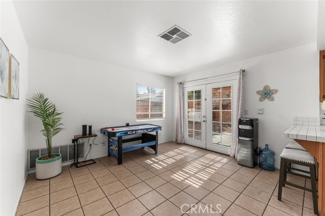 40201 La Cota Dr, Palmdale, CA 93550 photo 12
