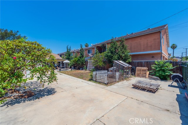 1120 W Chestnut Street, Anaheim CA: https://media.crmls.org/medias/79c6e56c-56ff-43bc-8a5e-2b4fbbea100a.jpg