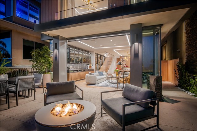 Image 4 of 53 For 2516 Ocean Boulevard