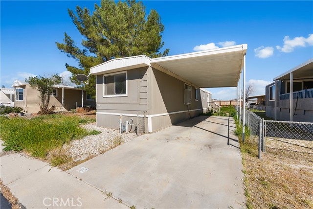 Detail Gallery Image 2 of 29 For 2013 Windharp, Rosamond,  CA 93560 - 2 Beds | 1 Baths