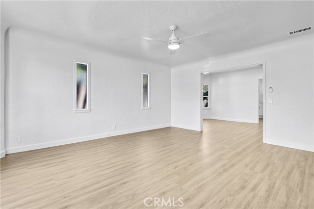 Detail Gallery Image 7 of 31 For 147 Avenida Rosa a,  San Clemente,  CA 92672 - 2 Beds | 1 Baths