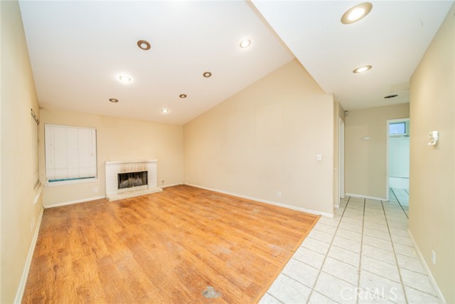 43639 Persimmons Lane, Hemet CA: https://media.crmls.org/medias/79c8cb2b-f531-4871-8155-eff5c73f2007.jpg