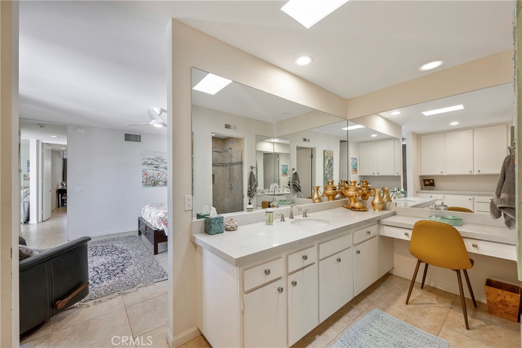 MLS #CV25252967 image #21