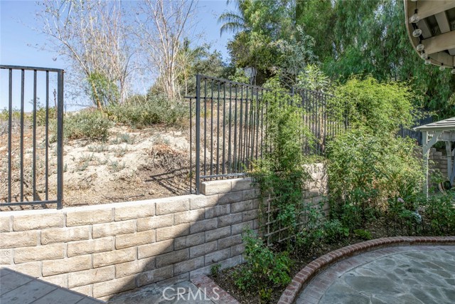 28741 Park Woodland Place, Saugus CA: https://media.crmls.org/medias/79cb5b38-9173-4503-9b3f-eb9b9471eb17.jpg
