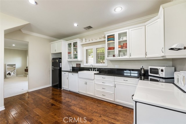 Image 16 of 70 For 41559 Floyd Court