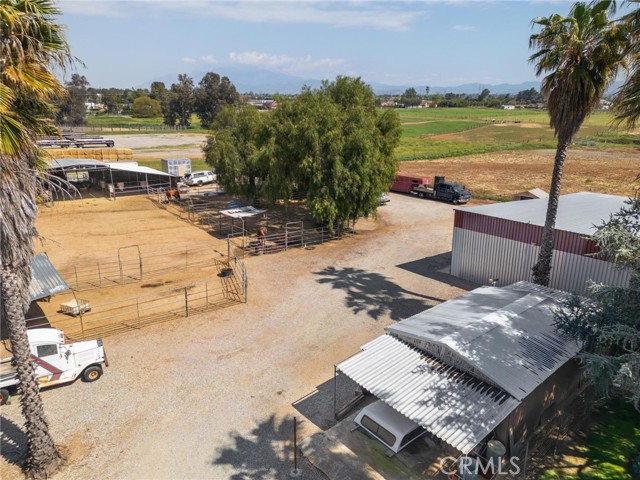 37701 Hesse Road, Cherry Valley CA: https://media.crmls.org/medias/79cc36f0-4046-4b08-a1f8-b7e9dfa31647.jpg