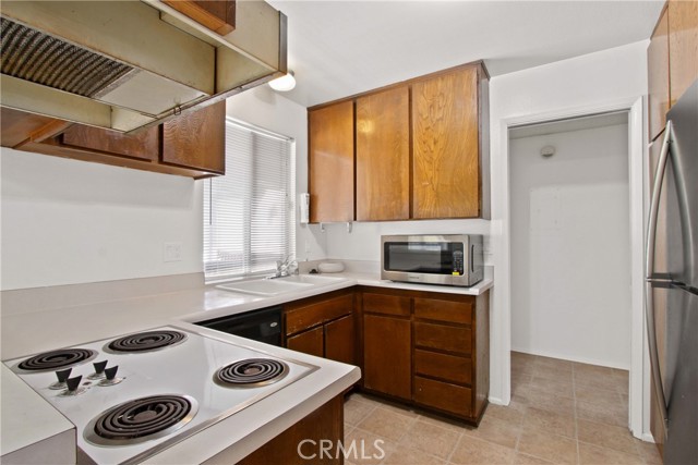 Detail Gallery Image 6 of 11 For 5650 Sumner #311,  Culver City,  CA 90230 - 1 Beds | 1 Baths