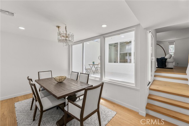 Detail Gallery Image 5 of 30 For 4745 La Villa Marina #J,  Marina Del Rey,  CA 90292 - 2 Beds | 2/1 Baths