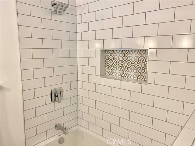 4125 Bakman Avenue, Studio City CA: https://media.crmls.org/medias/79ce84cc-a345-442b-93d3-af706d545098.jpg