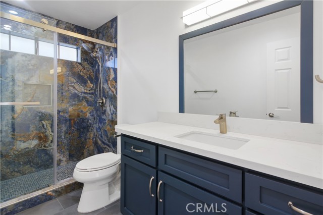 Detail Gallery Image 16 of 26 For 1933 Voorhees Ave a,  Redondo Beach,  CA 90278 - 4 Beds | 3 Baths