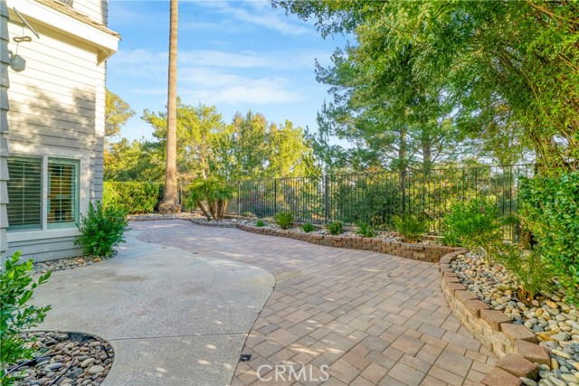 26433 Emerald Dove Drive, Valencia CA: https://media.crmls.org/medias/79d1a897-e6cc-4bc9-924c-20b6aefdab14.jpg