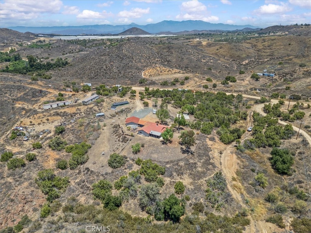 MLS #OC25158307 img 38