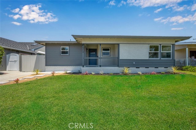 2312 Iroquois Avenue, Long Beach CA: https://media.crmls.org/medias/79d2a5d4-c940-4180-9f26-c87650ab9bd6.jpg