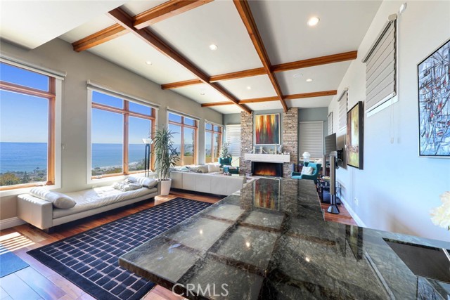 Detail Gallery Image 7 of 40 For 1076 Skyline Dr, Laguna Beach,  CA 92651 - 4 Beds | 4/1 Baths