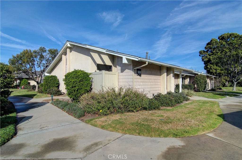 MLS #OC24241950 img 1