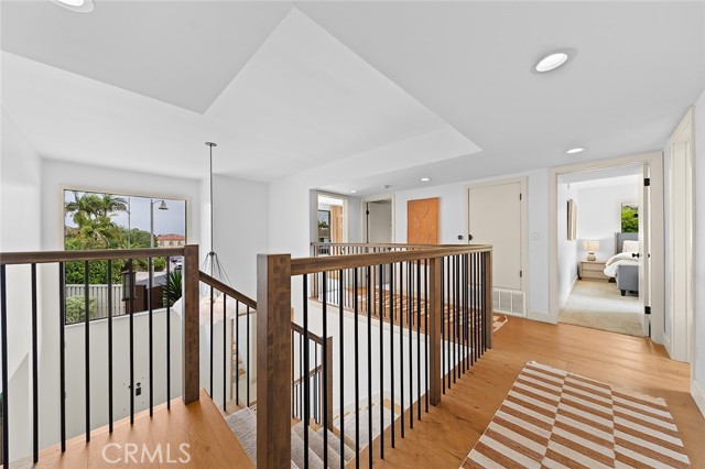 6360 E Vera Crest Drive, Long Beach CA: https://media.crmls.org/medias/79d4fcb9-56c5-4747-beed-3c5eb29ebccd.jpg