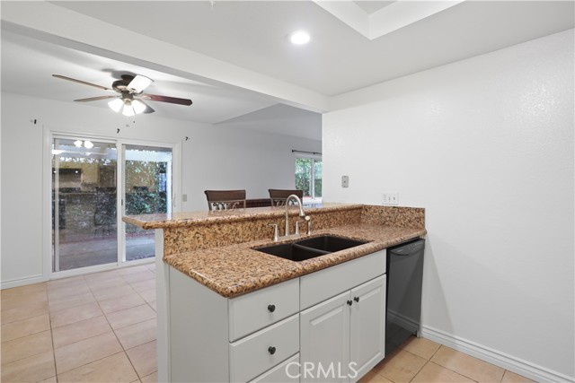 Detail Gallery Image 7 of 27 For 1676 Sumac, Corona,  CA 92882 - 3 Beds | 2 Baths