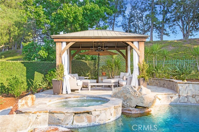 Detail Gallery Image 22 of 66 For 8 Summitcrest, Rancho Santa Margarita,  CA 92679 - 5 Beds | 3/1 Baths
