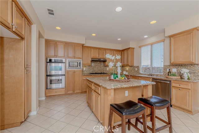 25228 Coral Canyon Road, Corona CA: https://media.crmls.org/medias/79d8267a-8b6a-4f0f-8012-b2579044fa7a.jpg