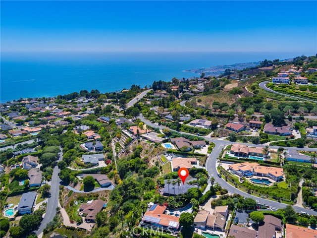 3423 Newridge Drive, Rancho Palos Verdes CA: https://media.crmls.org/medias/79d82ffc-d0b8-4526-9293-949499b693b0.jpg