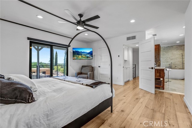 Detail Gallery Image 18 of 36 For 20351 Alerion Pl, Woodland Hills,  CA 91364 - 4 Beds | 2/1 Baths