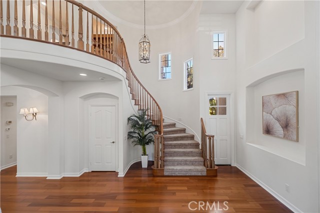 Detail Gallery Image 6 of 66 For 16 Spring Grv, Irvine,  CA 92620 - 5 Beds | 3/1 Baths