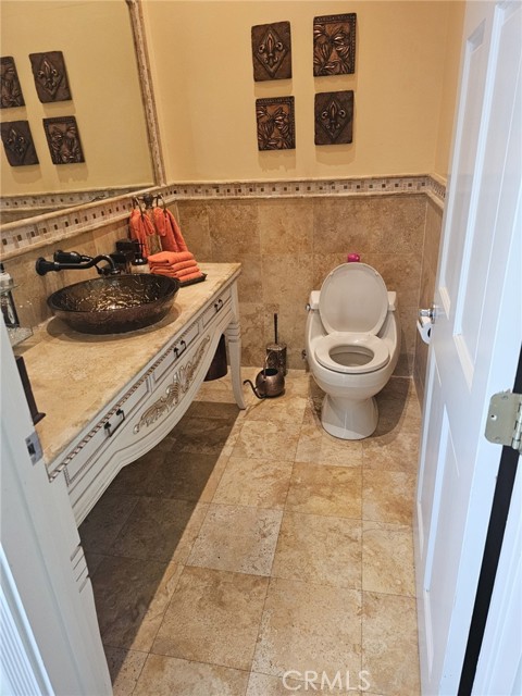 3946 Knobhill Drive, Sherman Oaks CA: https://media.crmls.org/medias/79da1ed9-401c-4570-bc58-60bb64fb5d4b.jpg