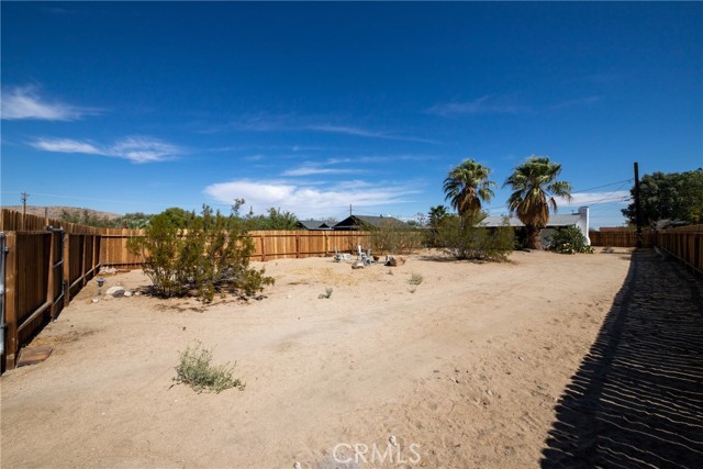 Detail Gallery Image 1 of 28 For 6443 Valley View St, Joshua Tree,  CA 92252 - 1 Beds | 1 Baths