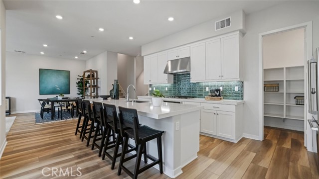 Detail Gallery Image 1 of 38 For 258 Mullberry Pl, Montebello,  CA 90640 - 4 Beds | 3/1 Baths