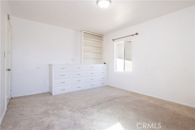 Detail Gallery Image 2 of 23 For 44632 Fern Ave, Lancaster,  CA 93534 - 4 Beds | 2 Baths