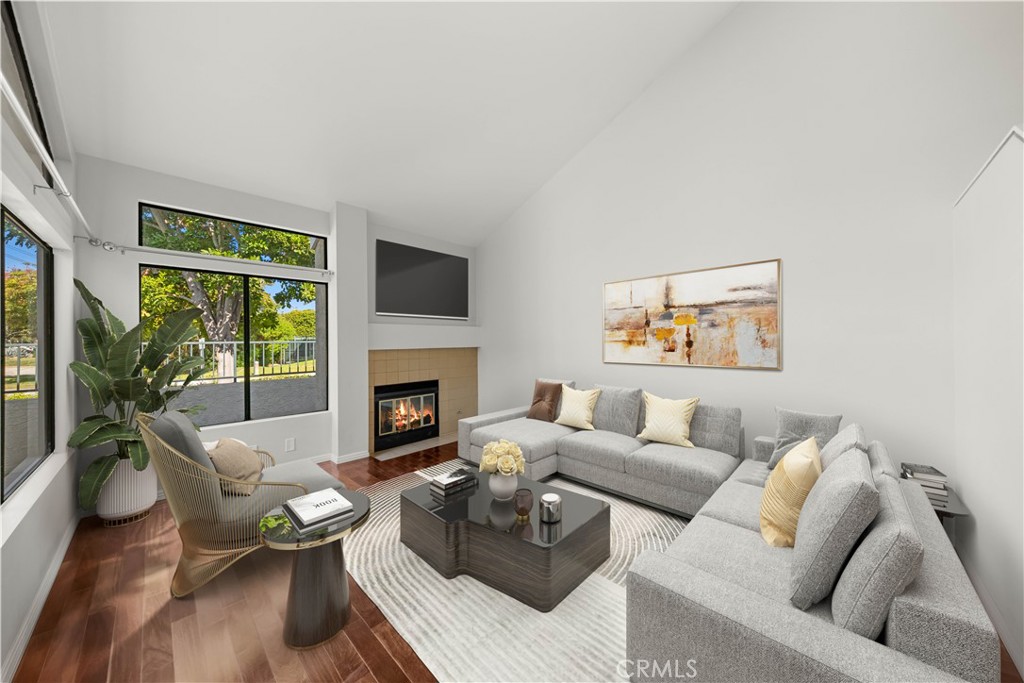 MLS #OC25262283 image #5