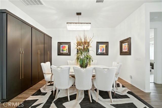 345 Lucinda Terrace, Beaumont CA: https://media.crmls.org/medias/79dc4b19-d34b-4c4a-b37b-b3d7e6e33fa2.jpg