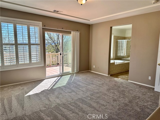 Detail Gallery Image 21 of 27 For 28467 Falcon Crest, Canyon Country,  CA 91351 - 4 Beds | 3 Baths