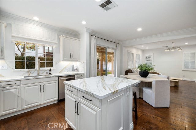 Detail Gallery Image 16 of 60 For 1767 Seth Loop, Upland,  CA 91784 - 5 Beds | 2/1 Baths