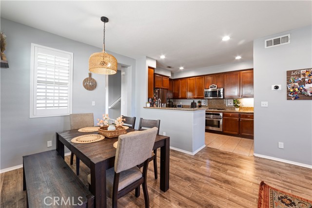 Detail Gallery Image 14 of 39 For 864 Calaveras, Corona,  CA 92878 - 3 Beds | 2/1 Baths