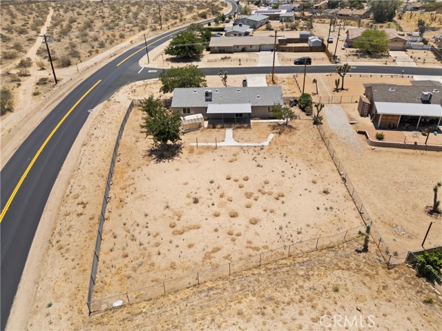 Detail Gallery Image 7 of 38 For 7147 Lennox Ave, Yucca Valley,  CA 92284 - 3 Beds | 2 Baths