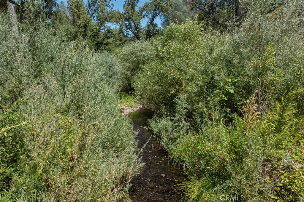 https://media.crmls.org/medias/79dd06d2-b68c-46c6-8c6b-6b8dc25c96d0.jpg?preset=X-Large
