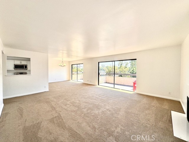 Detail Gallery Image 10 of 40 For 5001 E Atherton St #402,  Long Beach,  CA 90815 - 3 Beds | 2 Baths