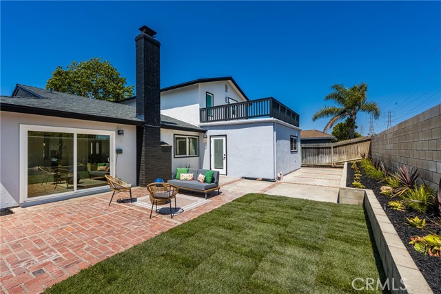 9802 Effingham Drive, Huntington Beach CA: https://media.crmls.org/medias/79dd403c-6a98-4944-bf0e-dea109522bf2.jpg