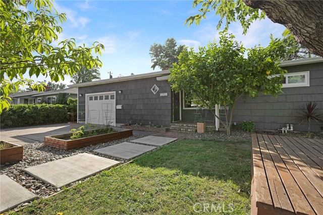 Detail Gallery Image 2 of 41 For 1292 Palmetto Ave, Chico,  CA 95926 - 3 Beds | 2 Baths