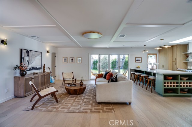1393 Navarro Avenue, Pasadena CA: https://media.crmls.org/medias/79dedb62-67ab-4593-b676-dcfe8936adcf.jpg