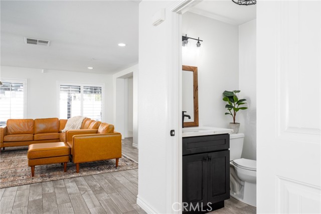 Detail Gallery Image 11 of 52 For 11861 Sandra Ct, Loma Linda,  CA 92354 - 5 Beds | 2/1 Baths