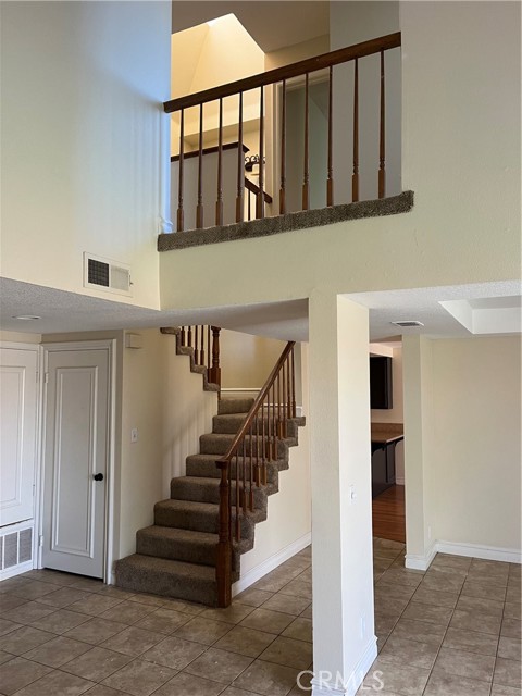 Detail Gallery Image 4 of 15 For 2545 Belvedere Ct, Simi Valley,  CA 93065 - 4 Beds | 3 Baths