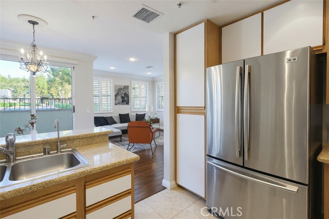 Detail Gallery Image 7 of 17 For 172 Gallery Way, Tustin,  CA 92782 - 2 Beds | 2/1 Baths